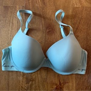 Victoria's Secret Wear Everywhere T-Shirt Lightly-Lined Bra, 32DD, EUC